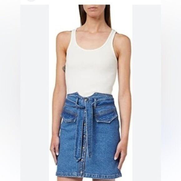 Naf Naf  denim, Skirt, Stone blue I’ll size 36 us size 6 pockets pearl button - Picture 1 of 14